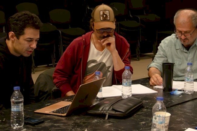 Hakikatın Ölümü filminin ekibi okuma provasında buluştu