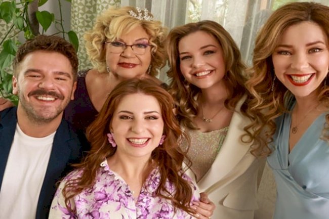 Sihirli Annem Hepimiz Biriz Filminden İlk Teaser Afiş Yayınlandı