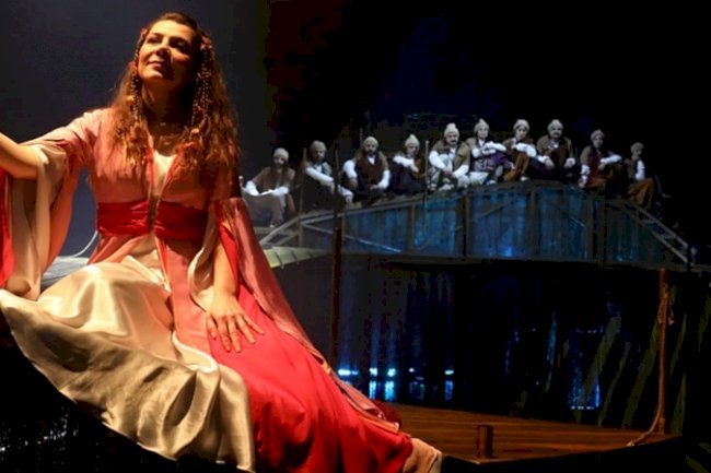 ŞEHİR TİYATROLARI AĞRI DAĞI EFSANESİ OYUNUYLA MACARİSTAN’DA