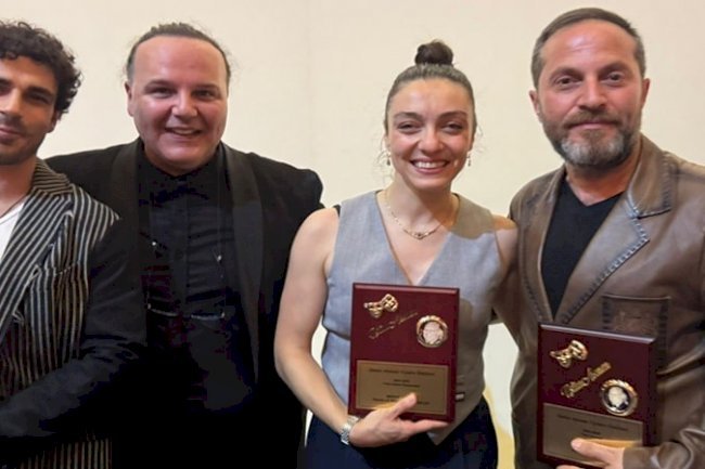 2024-2025 9.ÜSTÜN AKMEN TİYATRO ÖDÜLLERİ SAHİPLERİNİ BULDU