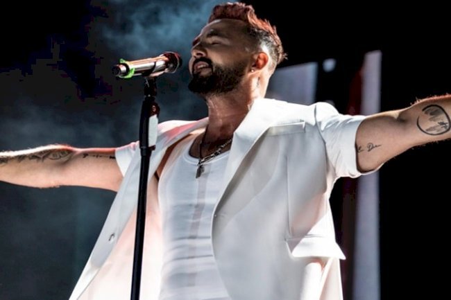 6 Eylül'de sahnede yine ışıl ışıl bir Gökhan Özen rüzgârı esecek