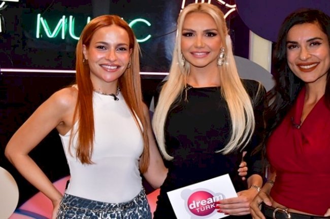 Dicle Olcay ve Merve Akıncı 50Fifty Stüdyosunda