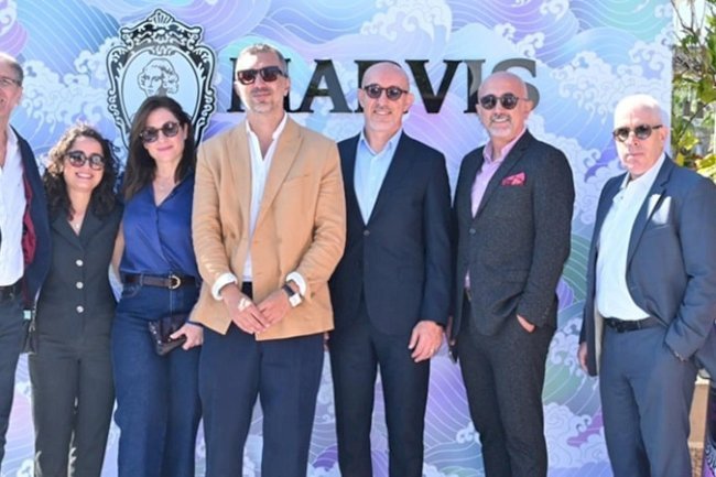 MARVIS'TEN BÜYÜLEYİCİ BİR DAVET