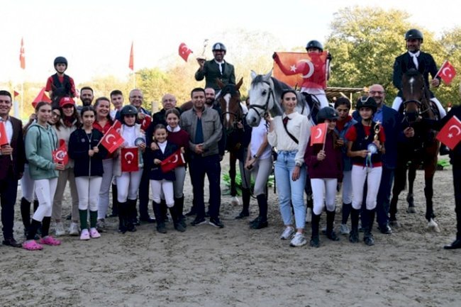 29 Ekim’e özel “Cumhuriyet Kupası” düzenlediler