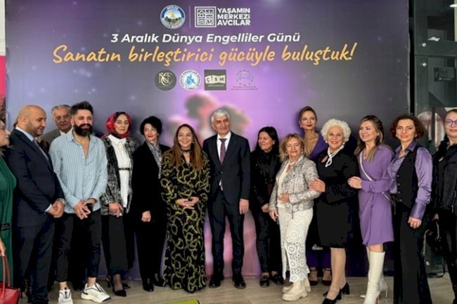 EMRULLAH KÖROĞLU'NDAN 26 ANNEYE ÖZEL TASARIM