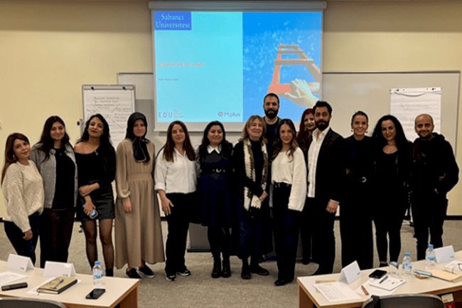 Mplus Academy mezunlarına ‘İş’te Kendin Kendini Yönetme Sanatı’eğitimi