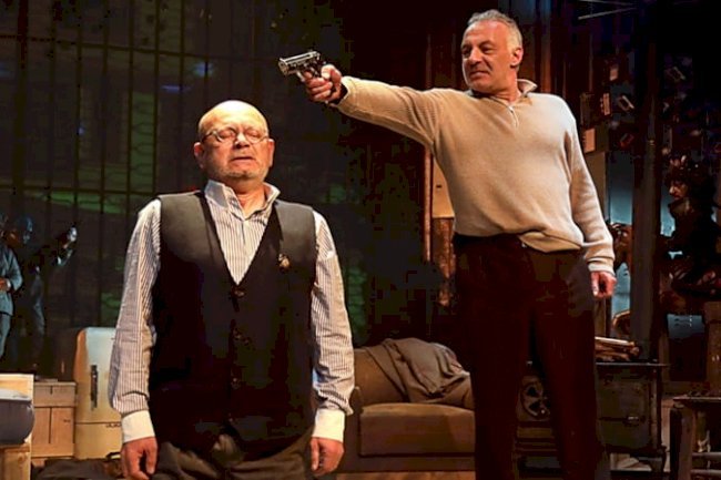 ŞEHRİN TİYATROSU “GEÇMİŞİN GÖLGESİ” OYUNUYLA ATAŞEHİR’DE