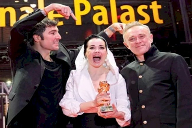 Berlin'de Türk gecesi... Altın Ayı ödülü Sarı Zarflar’ın