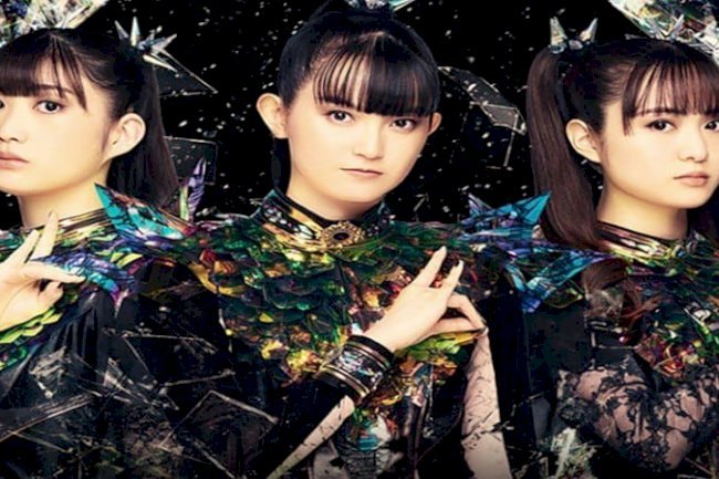 Tek bir mekânda üç ayrı efsane: Alice Cooper, BABYMETAL ve The Offspring