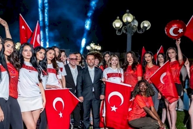 A Milli Takım’a Boğaz'da Moral Gecesi