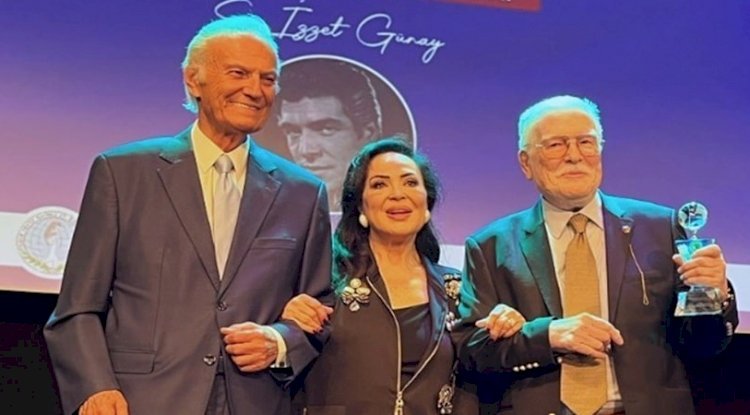 Yeşilçam’ın En’leri sahnede bir arada