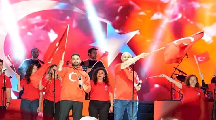 GÖKHAN ÖZEN damgasını vurdu || 60 bin kişilik Alanya'da 19 Mayıs coşkusu