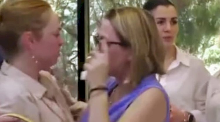 Ünlü oyuncu Demet Evgar’dan taziye ziyareti