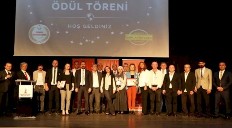 Eğitime Değer Katanlar' Ödülleri Sahiplerini Buldu