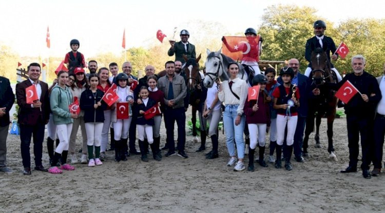 29 Ekim’e özel “Cumhuriyet Kupası” düzenlediler