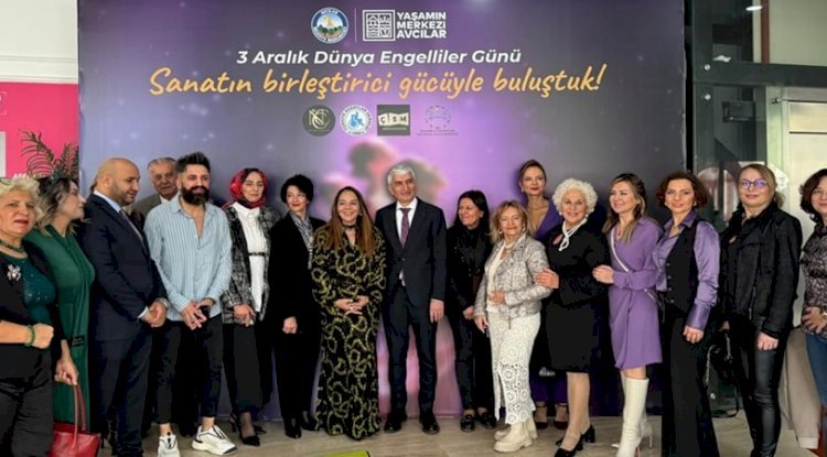 EMRULLAH KÖROĞLU'NDAN 26 ANNEYE ÖZEL TASARIM