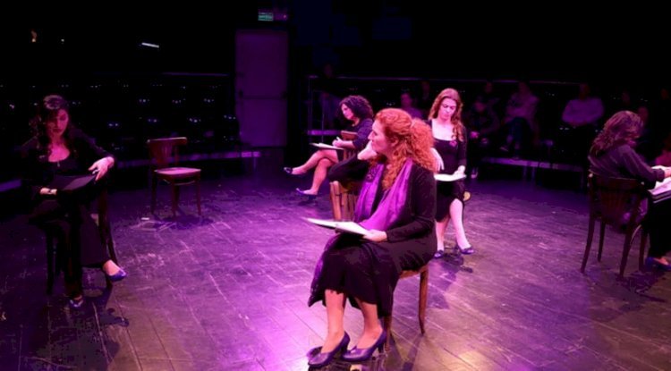 ŞEHİR TİYATROLARI SAHNELERİNDE KADINLARIN SESİ YÜKSELDİ