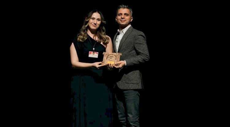 “EN İYİ YARDIMCI ERKEK OYUNCU” ÖDÜLÜ MÜSLÜM TAMER’İN 