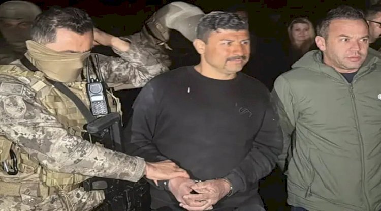UŞAK'DA AİLE ŞİDDETİ İHBARINA GİDEN POLİSLERE TÜFEKLİ SALDIRI!
