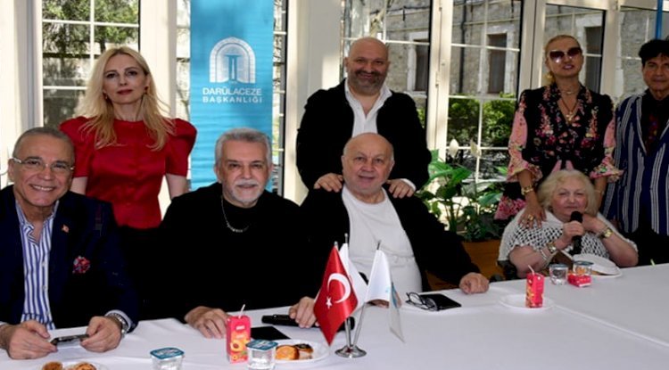Darülaceze’de “Anneler Günü”