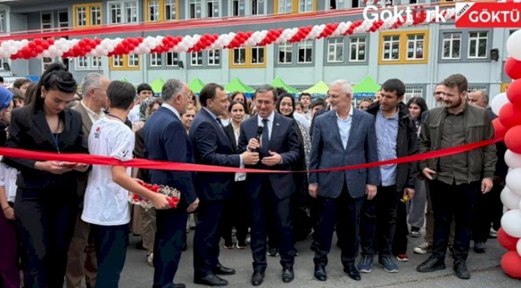Sarıyer Ortaokulu’nda Bilim Şöleni: TÜBİTAK 4006-B Bilim Fuarı Büyük İlgi Gördü