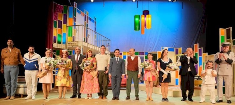 10. ADANAŞEHİR TİYATROLARI FESTİVALİ “OSCAR” OYUNUYLABAŞLADI