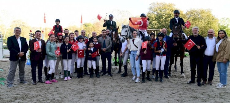 29 Ekim’e özel “Cumhuriyet Kupası” düzenlediler