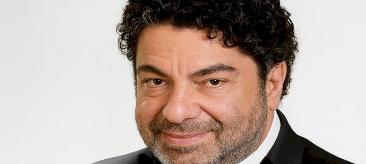 Vereceği konserlerle yeniden sevenleriyle buluşmaya hazırlanıyor.