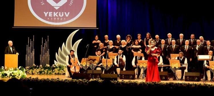 Şarkıları eğitim için söylediler