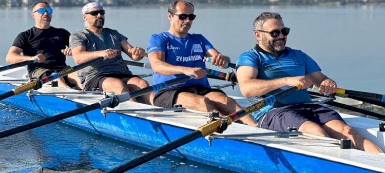 KÜÇÜKÇEKMECE GÖLÜ’NDE DÜZENLENEN ‘KÜREK FESTİVALİ’ AİLELER VE GENÇLERDEN YOĞUN İLGİ GÖRDÜ!